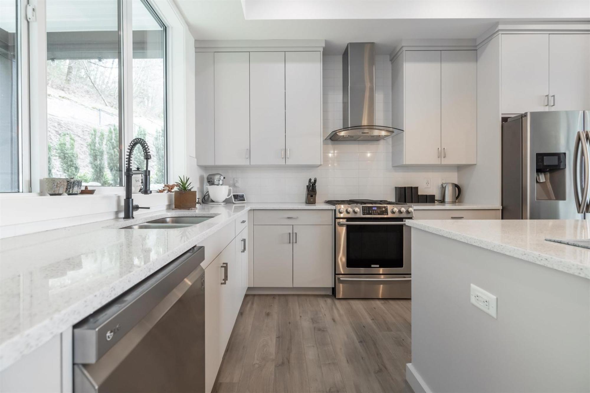 Villa Mountain Retreat With Views, Hot Tub, Games & Ac Chilliwack Esterno foto